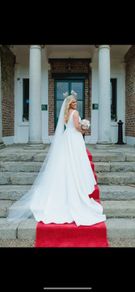 Wedding dress Justin Alexander Freeland
