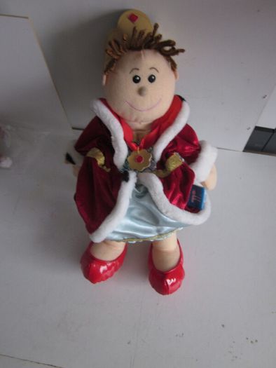 Fiesta Crafts  Tellatale King and Queen Hand Puppets