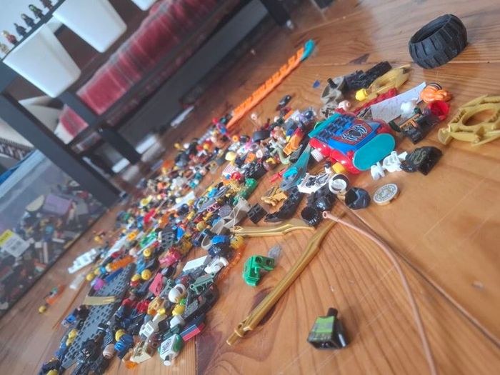 Lego and Lego Table