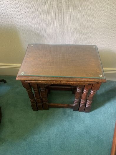 A restored Victorian nest of 3 oak tables, 50cmHx54W x35D
