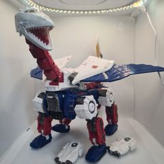Transformers Earthrise Sky Lynx