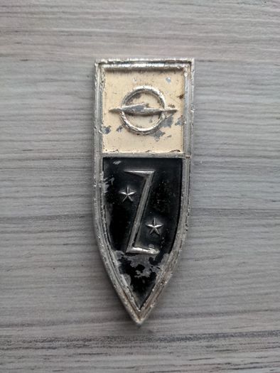 Opel Zephyr vintage car badge
