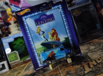 Custom GMC Panel Van ! The Lion King ! Hot Wheels Premium ! 2011 ! Disney ! Mattel !