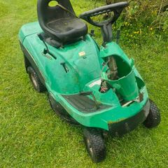 John Deere Sabre ride on mower
