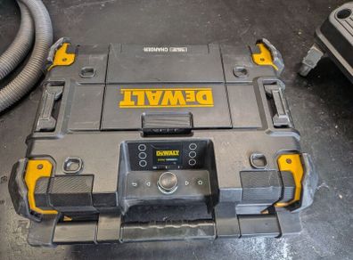 Dewalt Tstak Radio