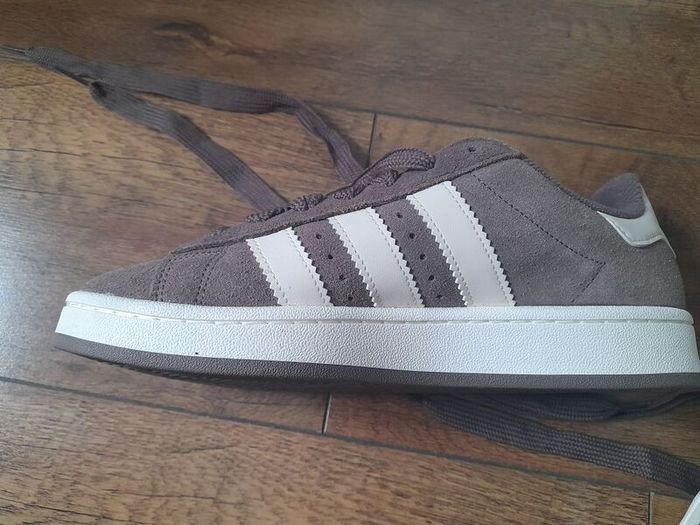 Adidas Campus