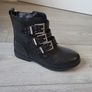 Girls boots Image 2