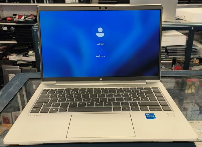 HP ProBook 440 G9 14'' Notebook i5-1235U 12th Gen 16GB RAM 256GB SSD Windows 11 Pro.
