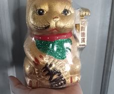 Maneki-neko Cat