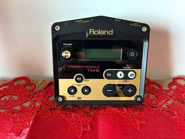 Roland TM-2