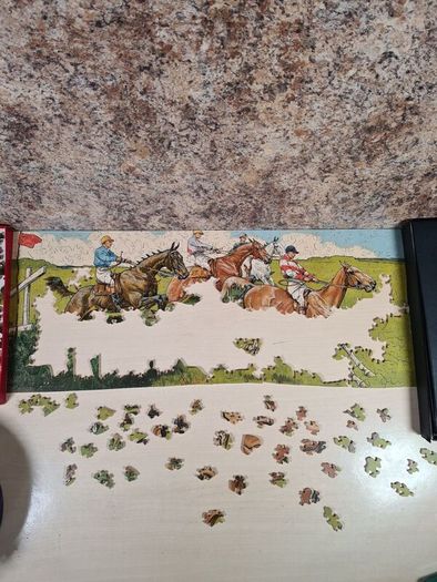 TUCKS ZAG ZAW JIGSAW PUZZLE -THE FAVOURITE LEADS - 520 pieces horse racing equestrian vintage antique