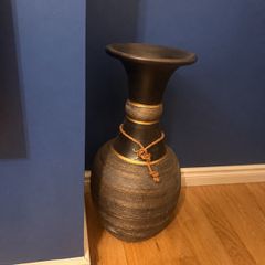 large decorative floor vase / ornament