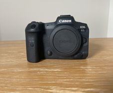 Canon R5 & Canon RF 50mm 1.8