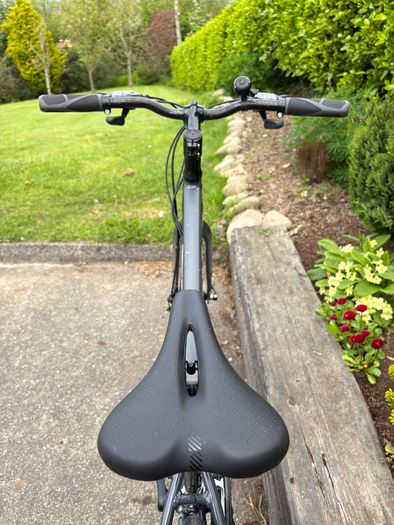 Comfortable performance: Trek FX 1 mid-step (size small)