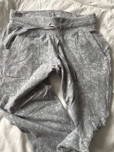 Lululemon joggers us8