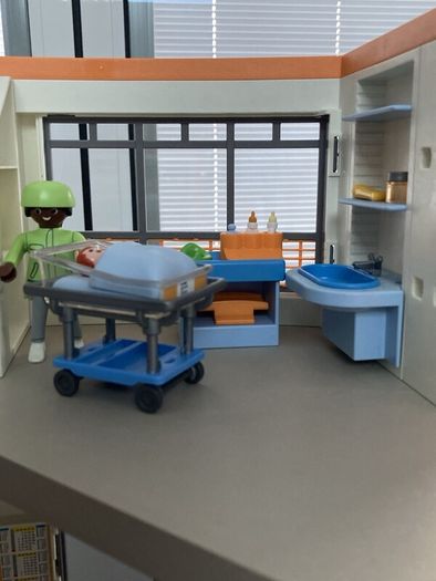 Playmobil Childrens Hospital