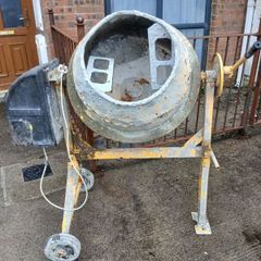 cement mixer