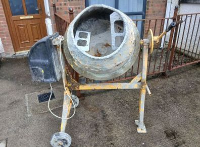 cement mixer