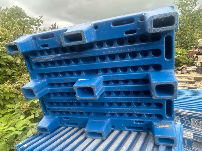 Plastic pallets