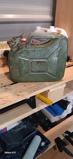 vintage jerry can