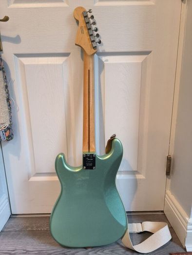 Fender Parallel Universe Volume II Jazz Stratocaster Mystic Surf Green