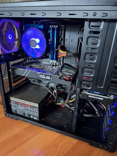 i7 game pc + monitor