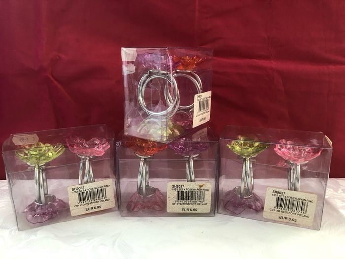 Partyware, napkin rings & cocktail stirrers