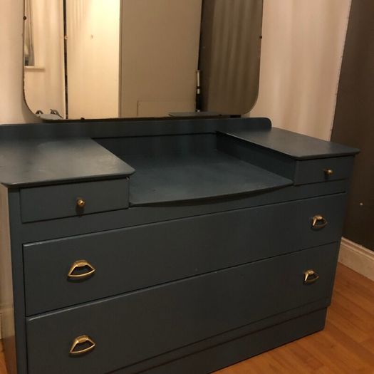 retro / mid century dressing table with 4 drawers and mirror.