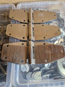 Trailer door hinges