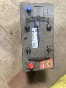battery 625
