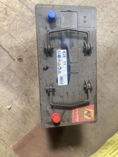 battery 625