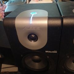 A pair of ALESIS M1 active speaker