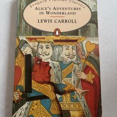 Alice's Adventures in Wonderland (Lewis Carroll)