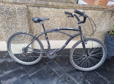 bike cruiser small service wheels bit flat