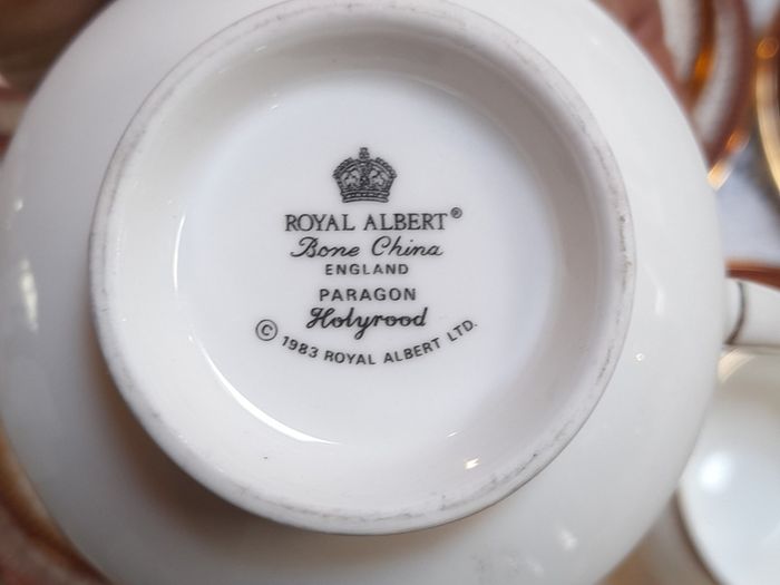 Paragon / Royal Albert "Holyrood" tea set