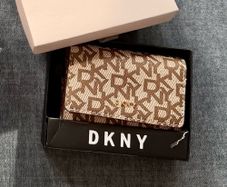 DKNY Purse  (brand new)