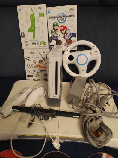 Wii + balance board, Mario kart, steering wheel, dance games
