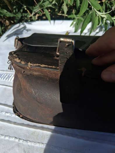 3 X  Quality Vintage Leather Satchels