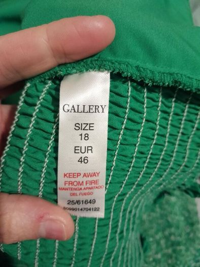 Green long sleeve occasion top size 18 dunnes stores/gallery