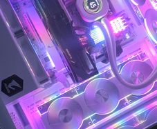 Professional gaming custom PC RYZEN 7 9800x3d 64 rx9070xt 16gb