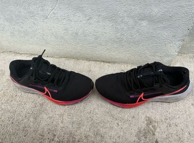 Mens black Nike Pegasus Air Zoom 38