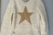 Charanga cream and gold metallic star knit jumper  Age 4-5 EUC