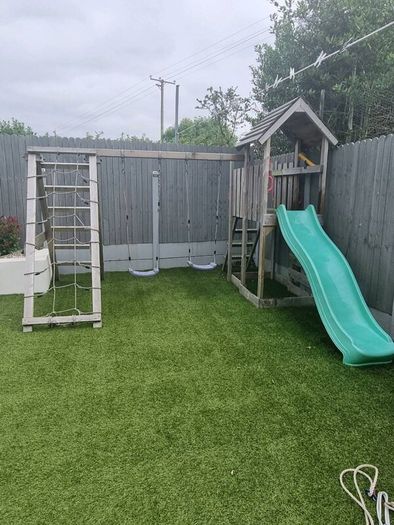 Swing set