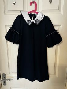 Girl school dress. Navy. 9-10 yrs approx