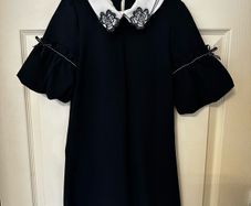 Girl school dress. Navy. 9-10 yrs approx