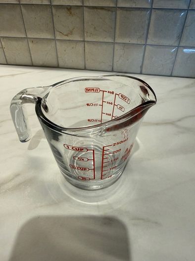 measuring cup