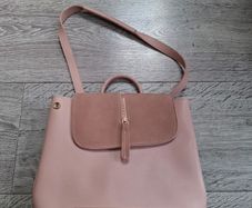 Salmon coloured shoulder bag
