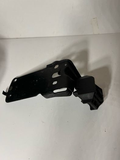 Bmw E90 E92 E93 3 Series Front Driver Side Radiator Mounting Bracket 51647117 A1l2b65s