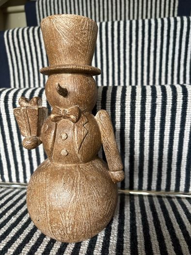 New bespoke 26cm high rustic wood effect  table top snowman