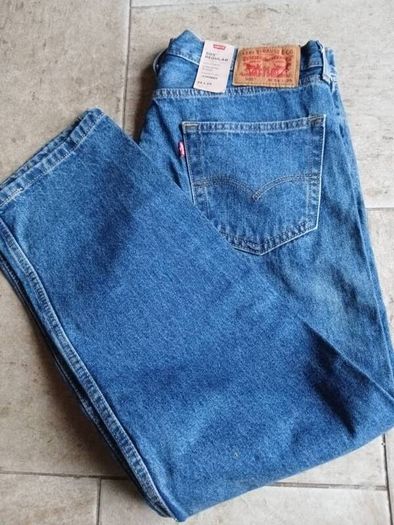 New 505  straight leg men's levis jeans 34x29